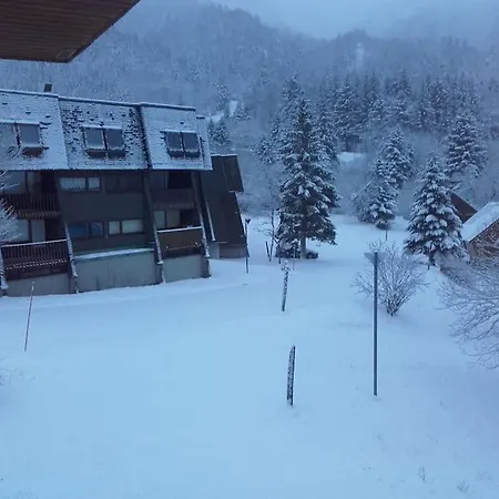 Appartement Avec Balcon Au Mont Dore Exterior photo